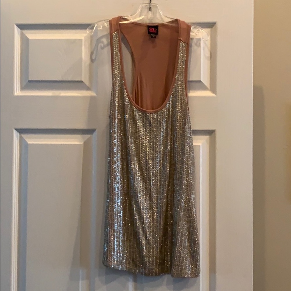 Sequence tan top